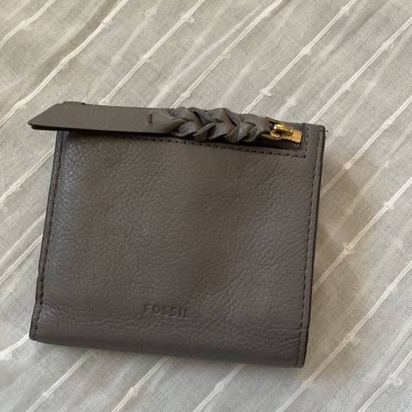 Fossil Wallet - Picture 2 of 4